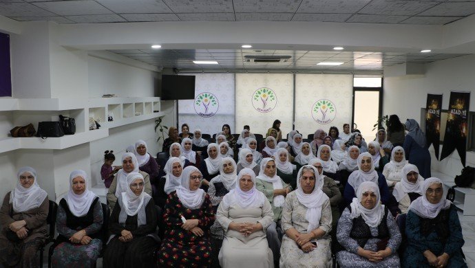 Barış Anneleri Diyarbakır'da konferans düzenleyecek 