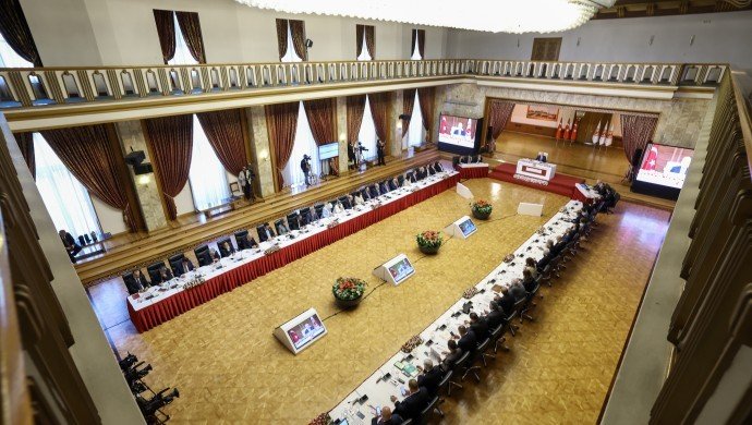  Cumartesi Anneleri: 