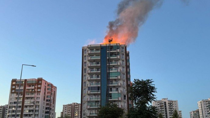 Diyarbakır’daki yangında 4 kişi ölmüştü: Bilirkişi raporu çıktı