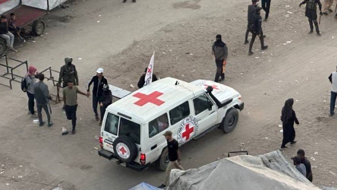 Hamas İsrail arasında rehine takası